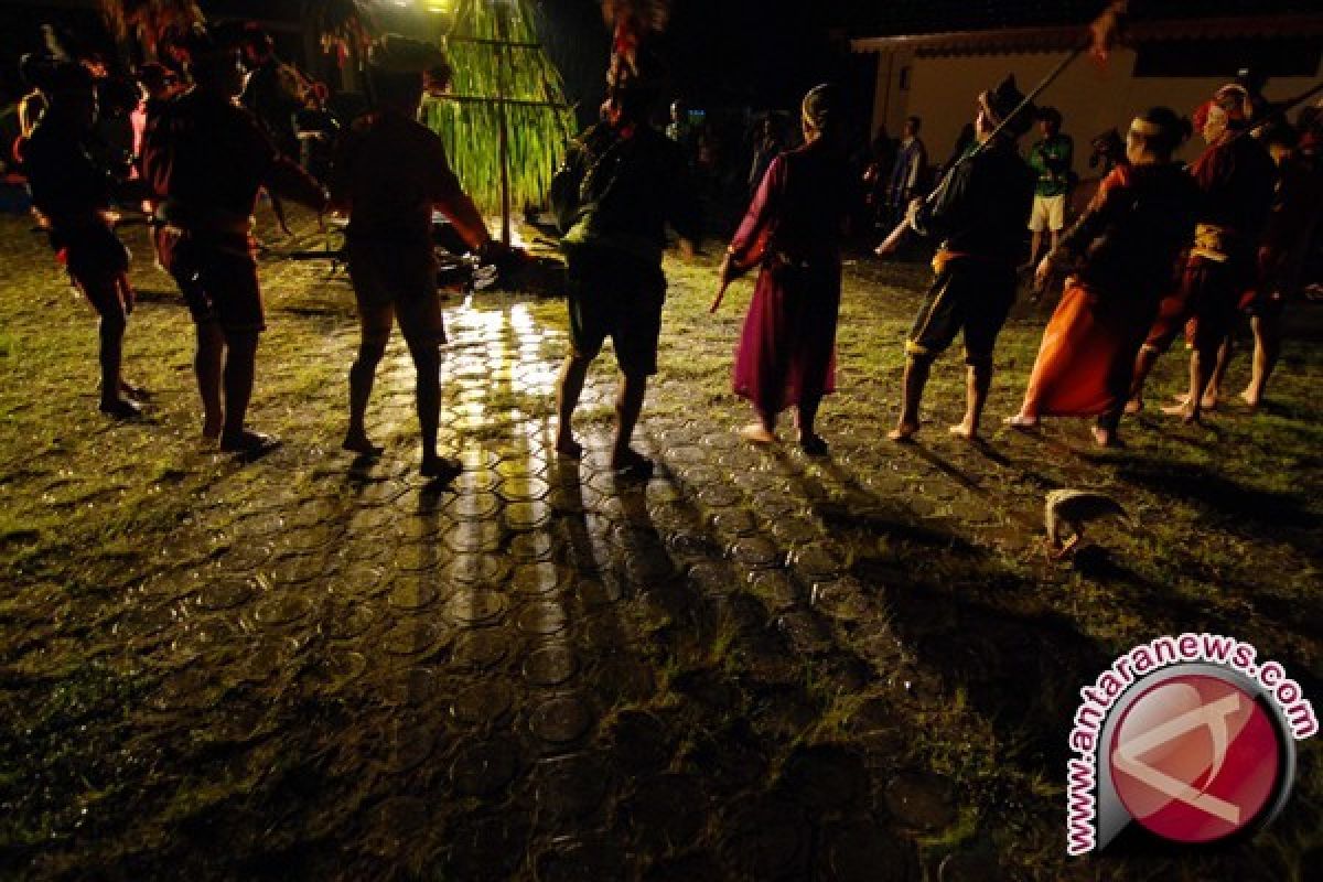 Festival 'Palu Nomoni' Tampilkan 10 Ritual Balia