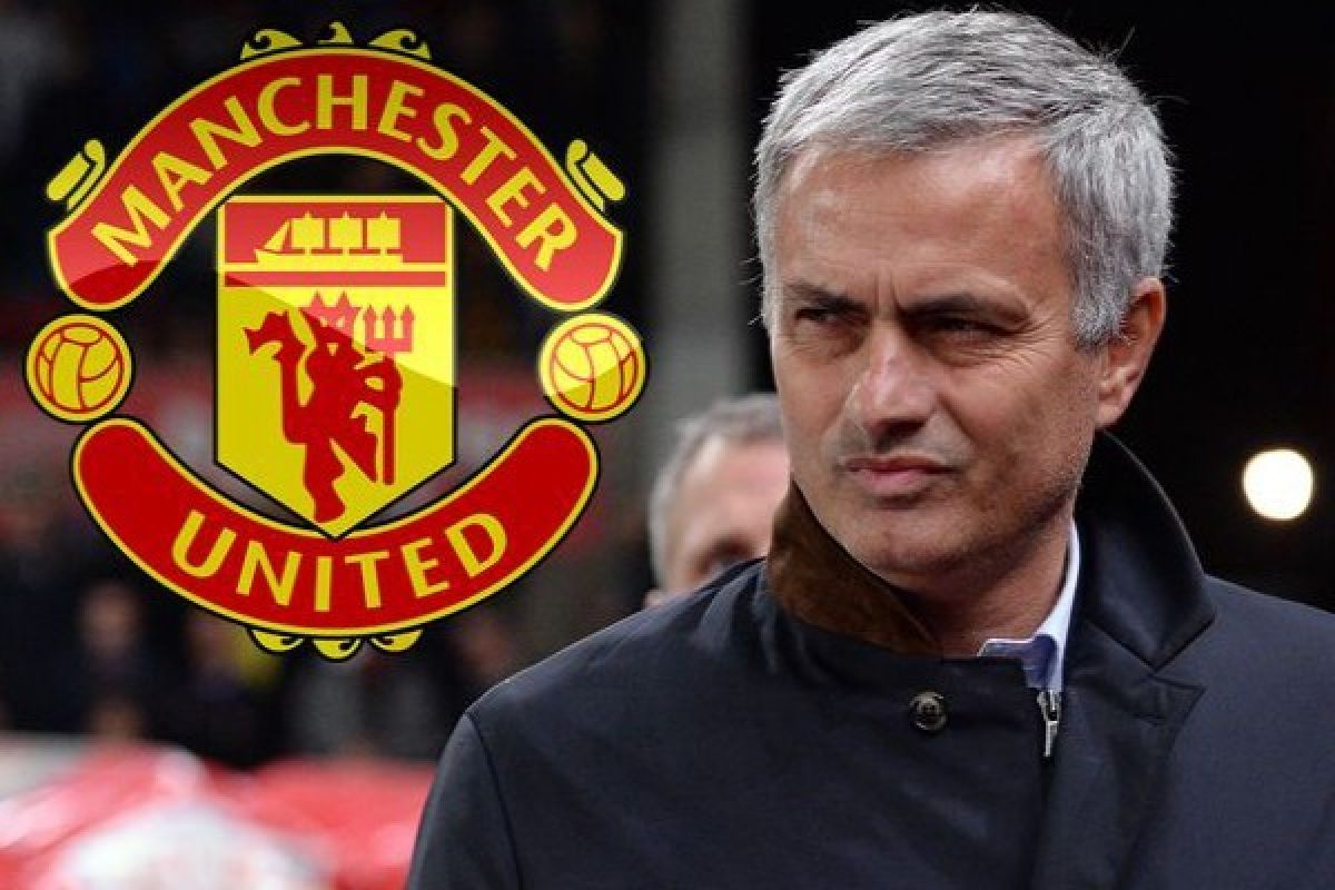 Mourinho perpanjang kontrak di Manchester United hingga 2020