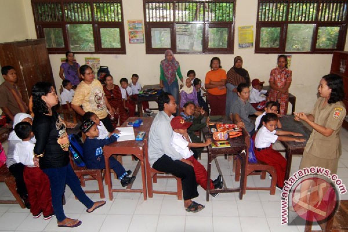 PGSI Jawa Tengah nilai peningkatan kualitas guru lebih mendesak
