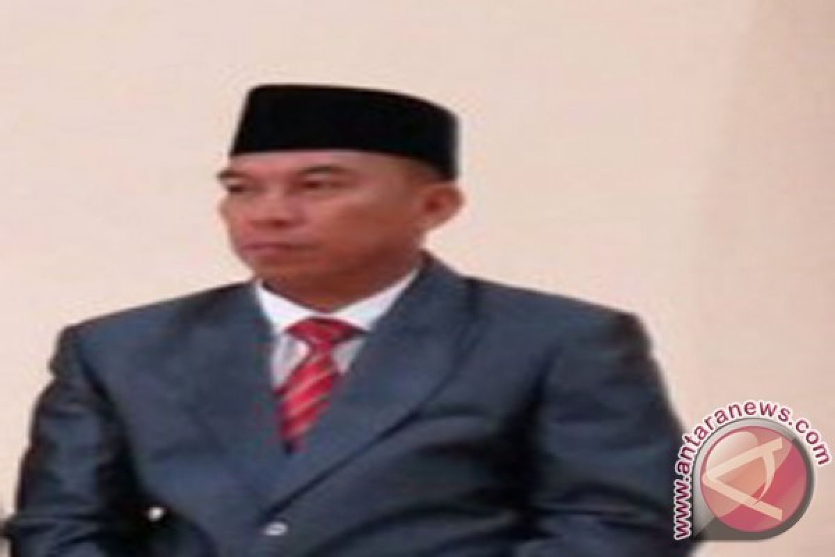 Legislator Manado desak pemerintah perhatikan kesejahteraan guru 