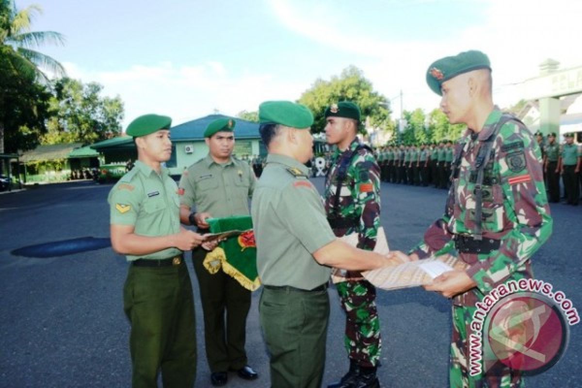 Tentara Sita Puluhan Senjata Rakitan di Malut