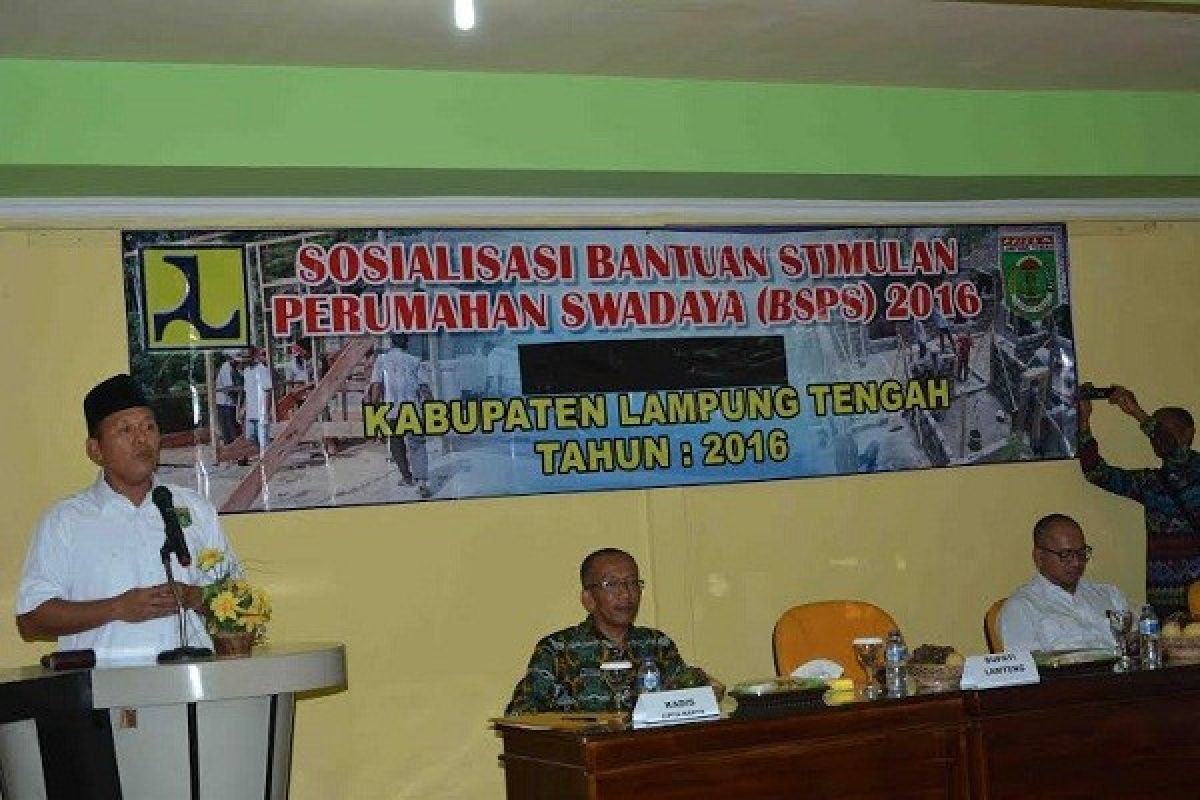 350 Warga Kurang Mampu Di Lampung Tengah Dapat Bantuan Rumah