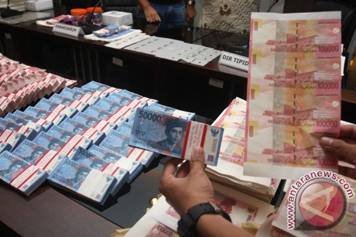 Polisi tangkap empat anggota sindikat uang palsu di Cikarang