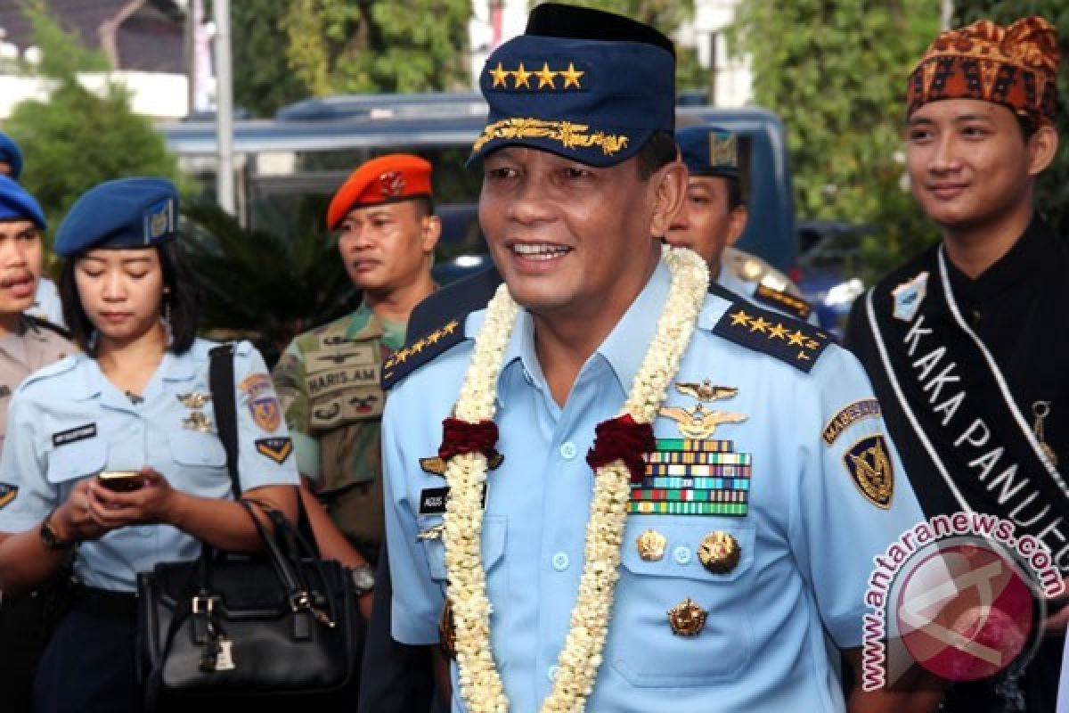 Buku Biografi Marsekal TNI Agus Supriatna diluncurkan
