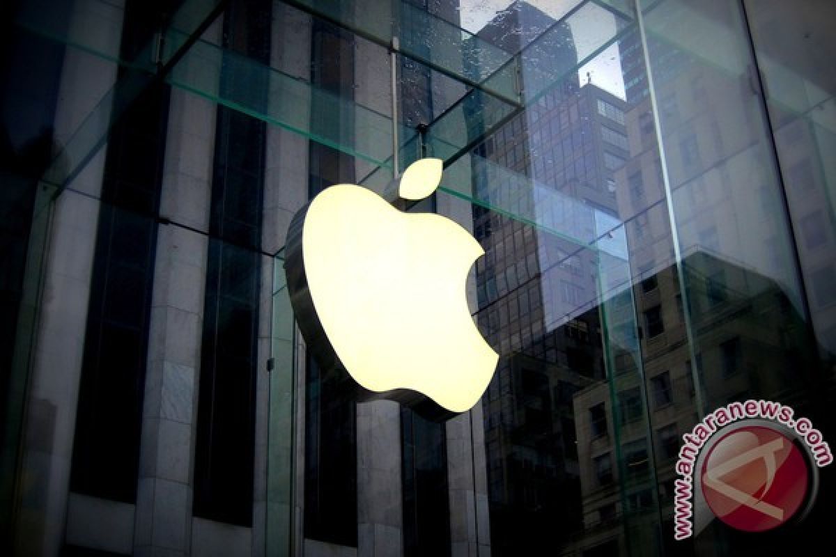 Harga saham Apple jeblok gara-gara China khawatir Donald Trump