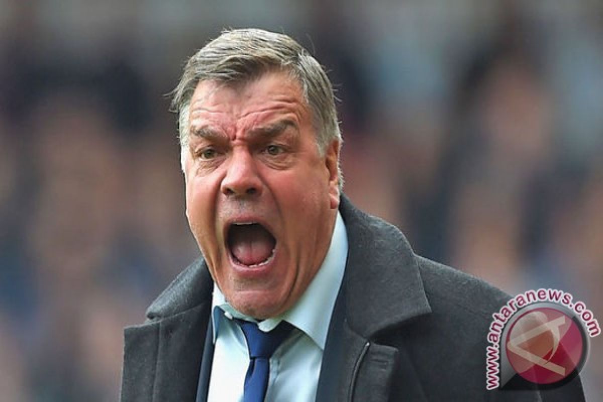 Allardyce Resmi Latih Timnas Inggris