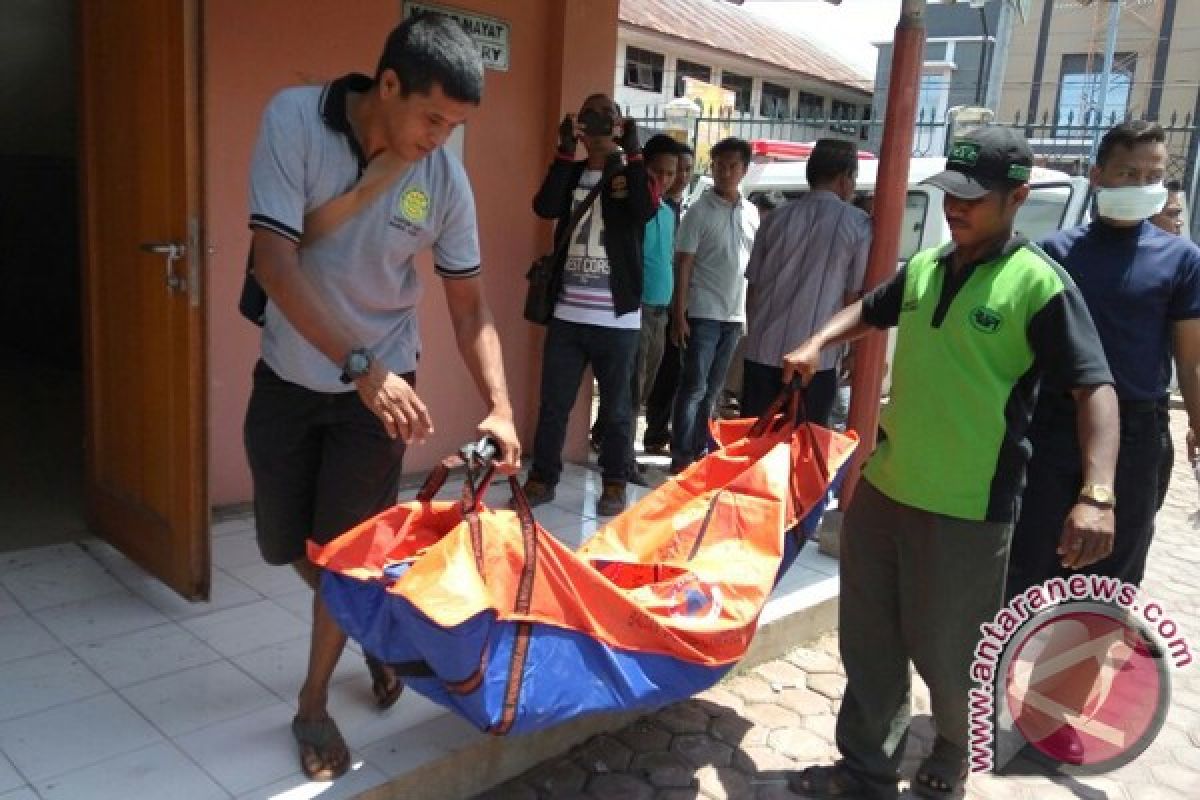 Warga Aceh Barat temukan mayat telah mengering