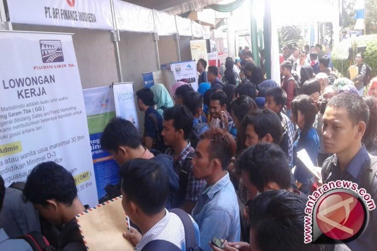 Dinsosnaker: Pameran Bursa Kerja Kurangi Pengangguran