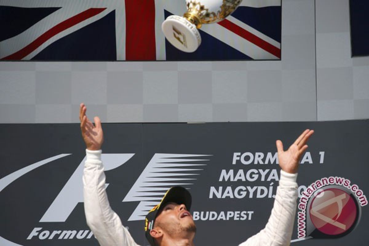 Juarai GP Hungaria, Hamilton ambil alih puncak klasemen pembalap