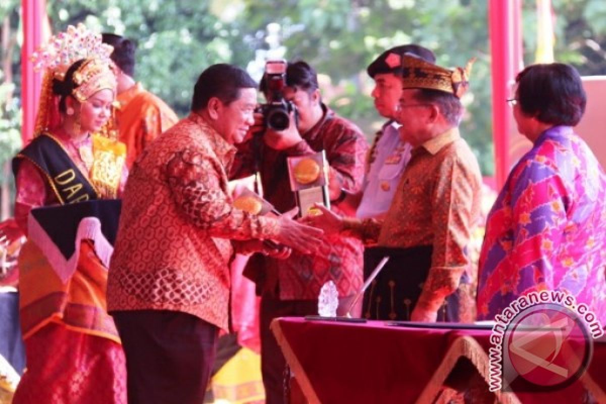 Piala Adipura Diarak Keliling Wilayah Penajam