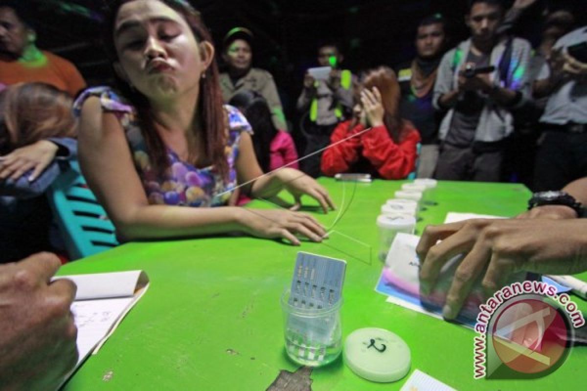 Satpol PP Kesulitan Menutup Tempat Hiburan Malam