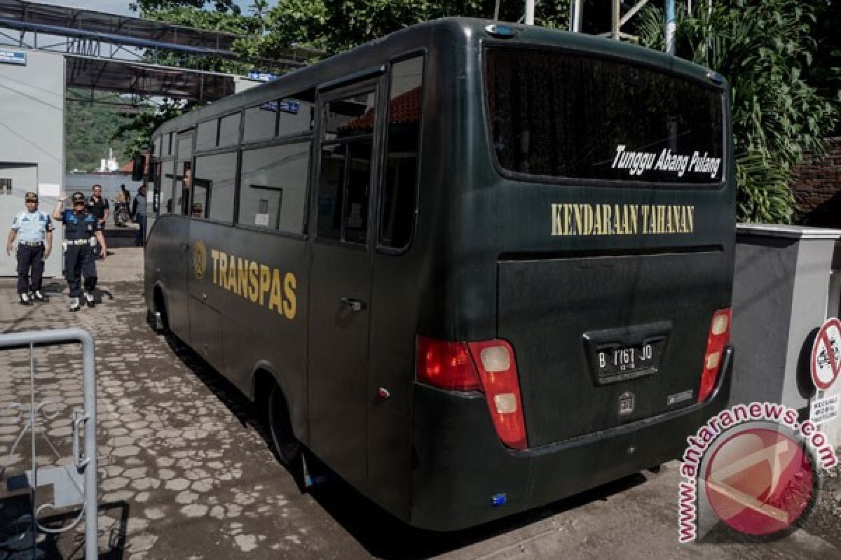 Jelang eksekusi mati, akses menuju Dermaga Wijayapura Cilacap