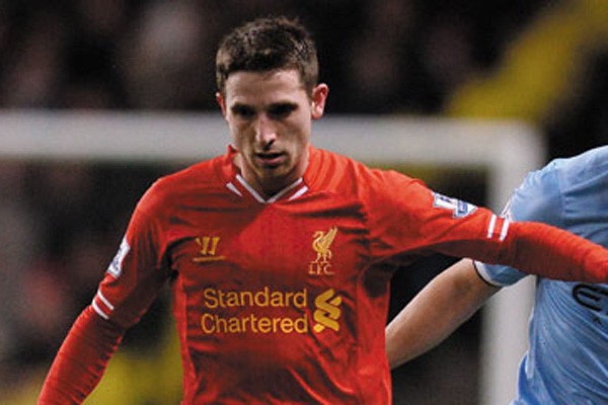 Stoke City rekrut gelandang Liverpool Joe Allen