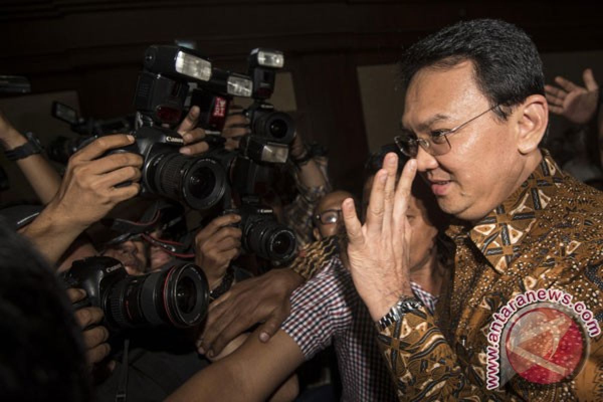 Megawati imbau Ahok hati-hati berikan pernyataan