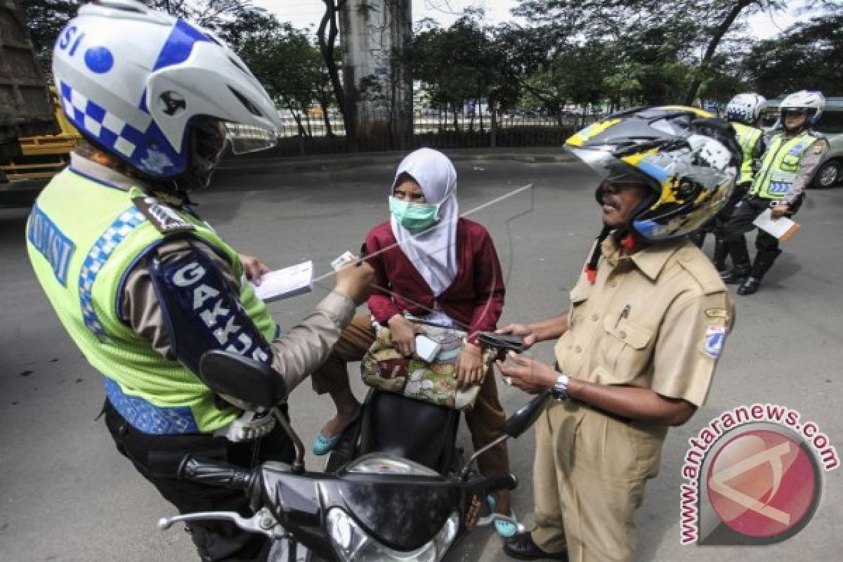 Operasi telabang digelar untuk pembinaan masyarakat tertib lalu lintas