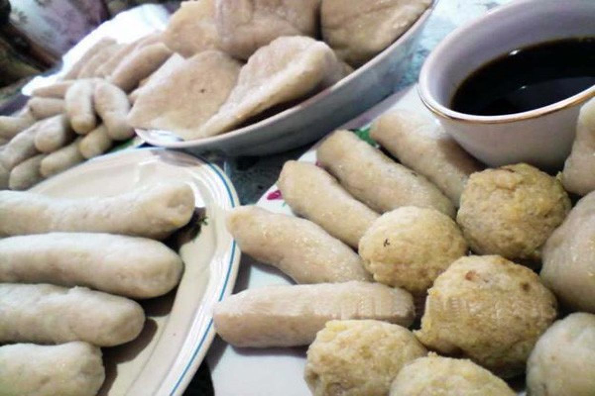 Kini Lampung produksi pempek labu siam