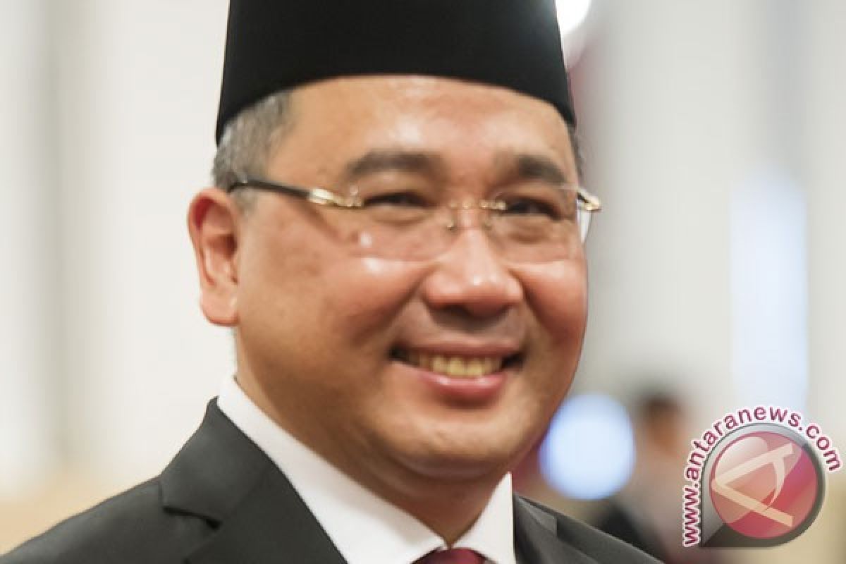 Mendes PDTT borong hasil kerajinan warga perbatasan