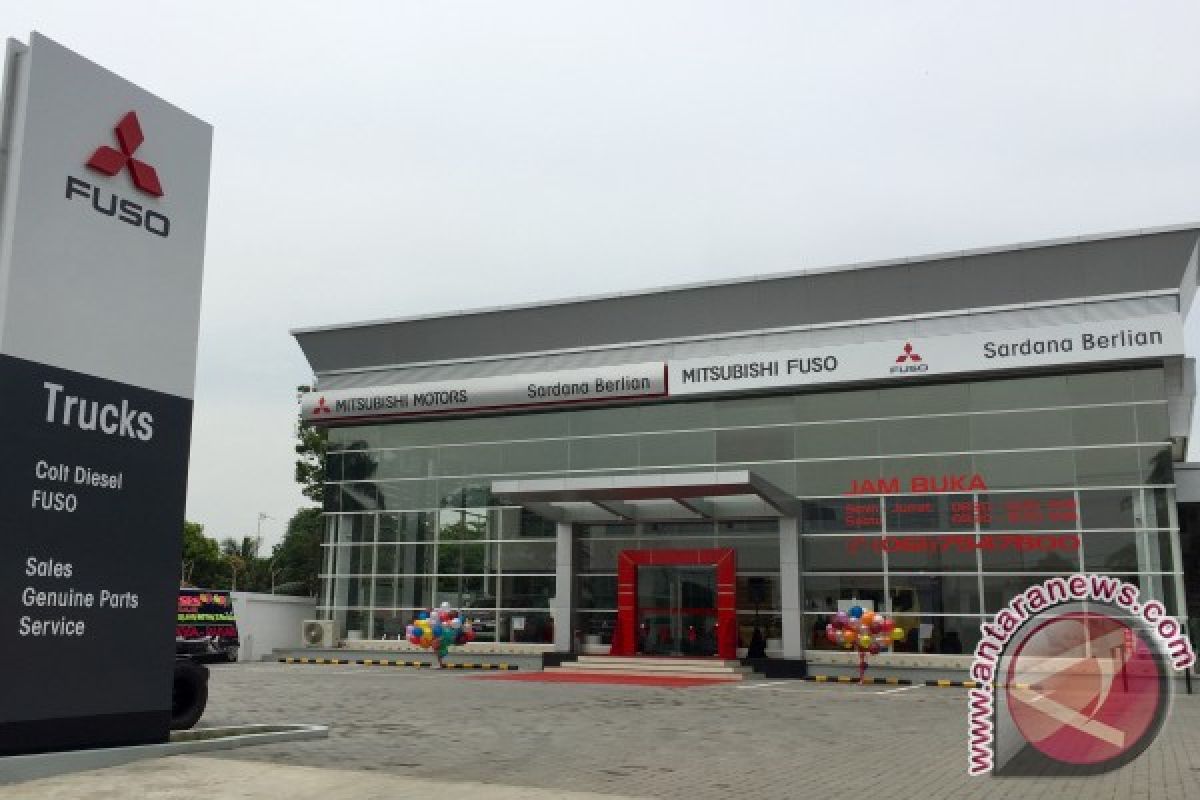 Mitsubishi Fuso resmikan diler ke-249 di Medan