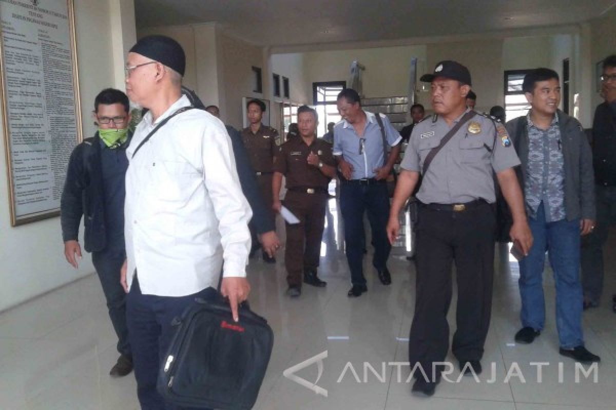 Massa Antikorupsi Datangi Kejaksaan Ponorogo