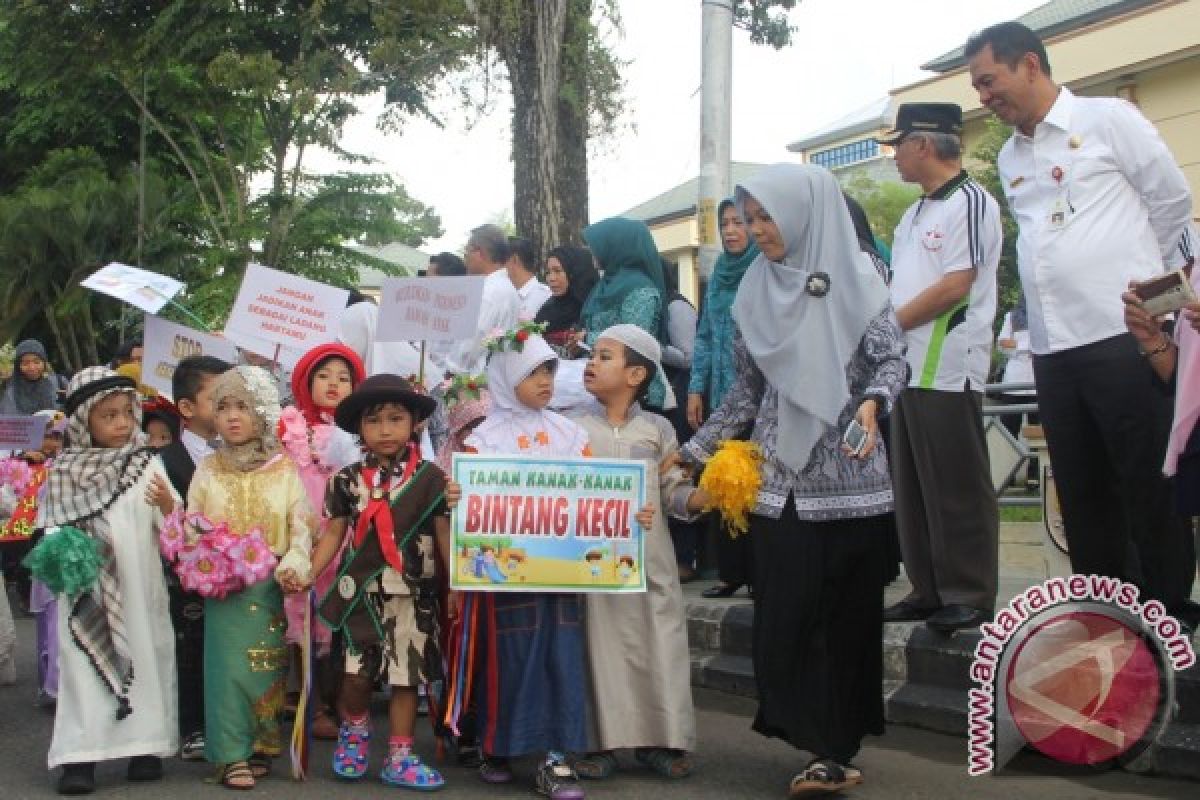 Karnaval Hari Anak HST Meriah