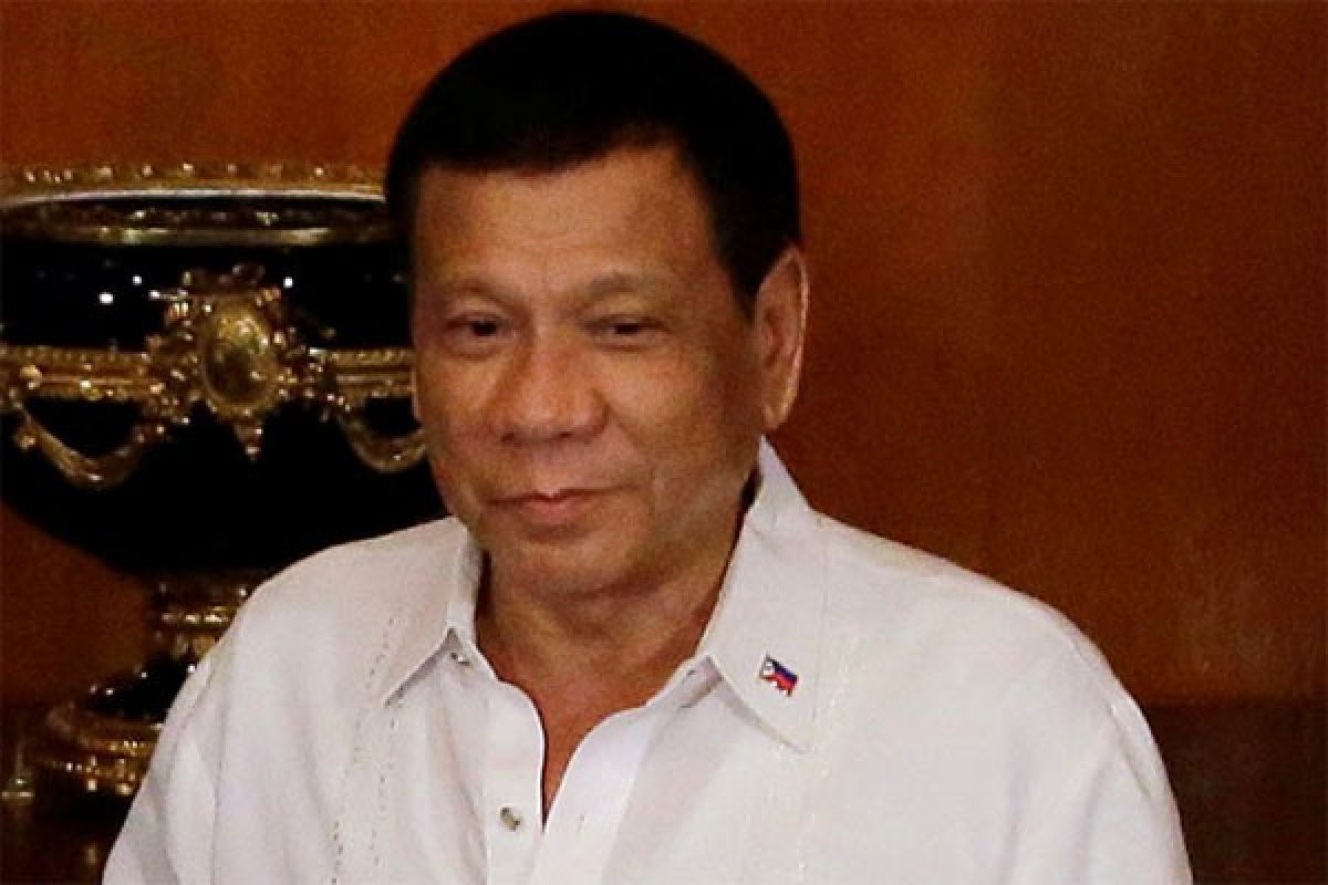 Duterte lanjutkan perang narkoba