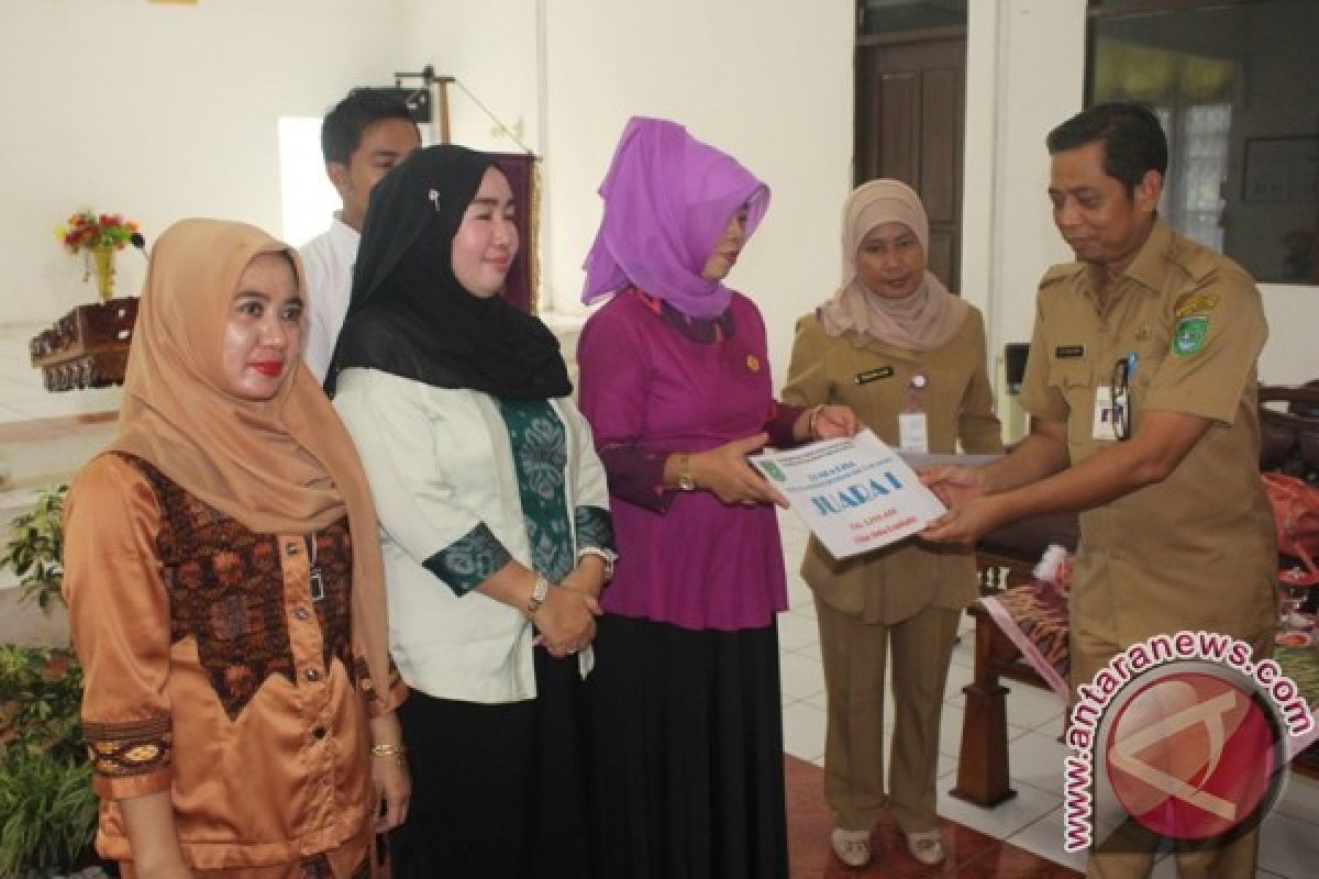 TP PKK Kec Angsana Juara 1 Lomba Cipta Menu B2SA Tingkat Tanbu