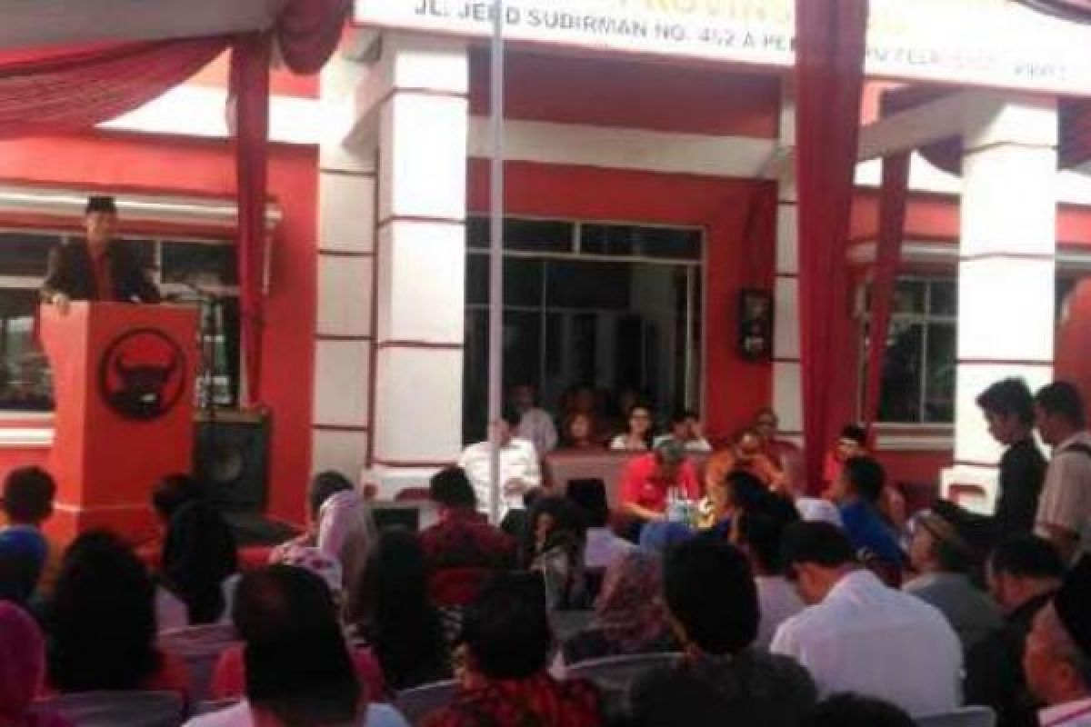 PDIP Riau Undang Bakal Calon Halal Bihalal, Walikota Firdaus Hadir