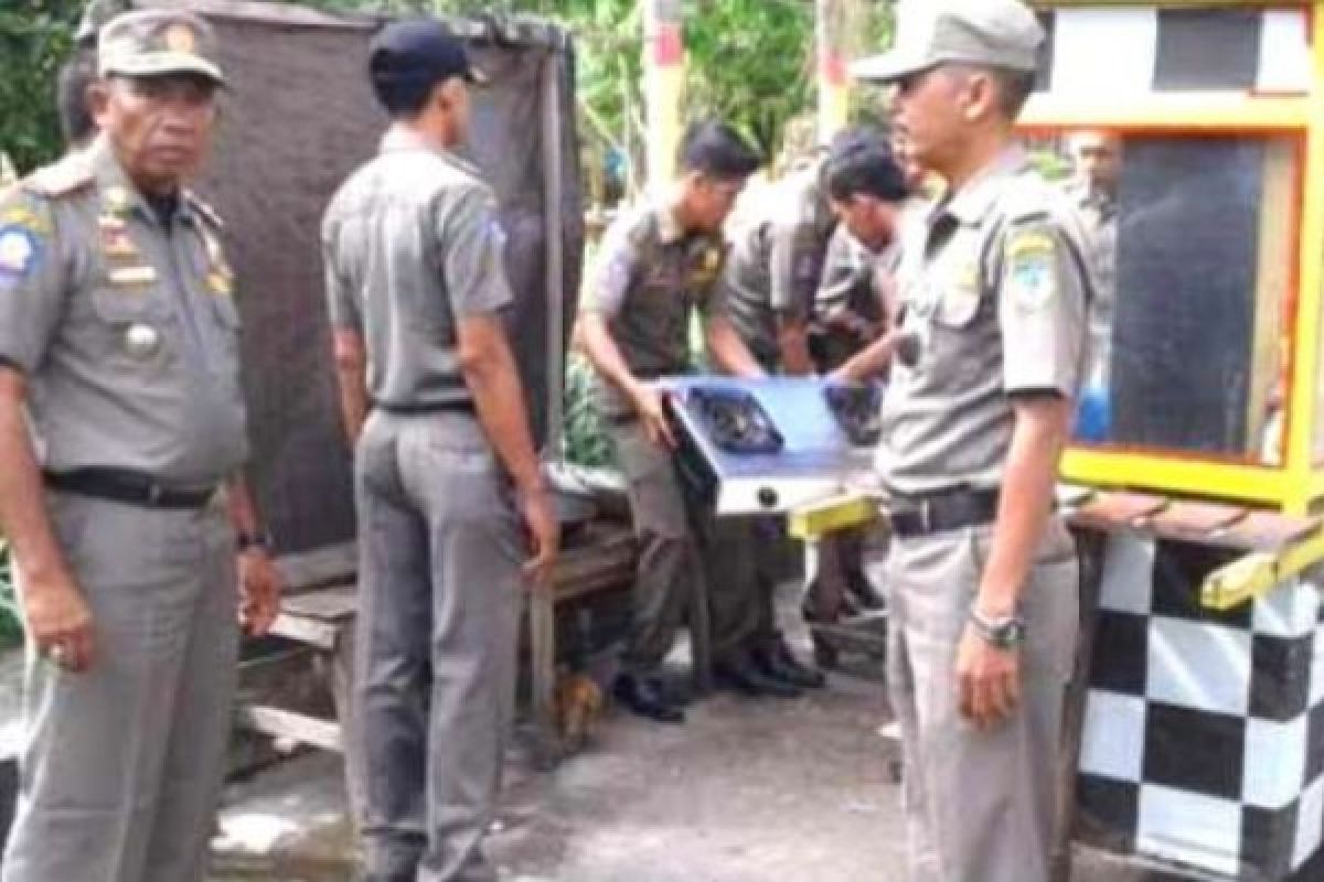 Timbulkan Kemacetan, Satpol PP Rohil Amankan Gerobak PKL         