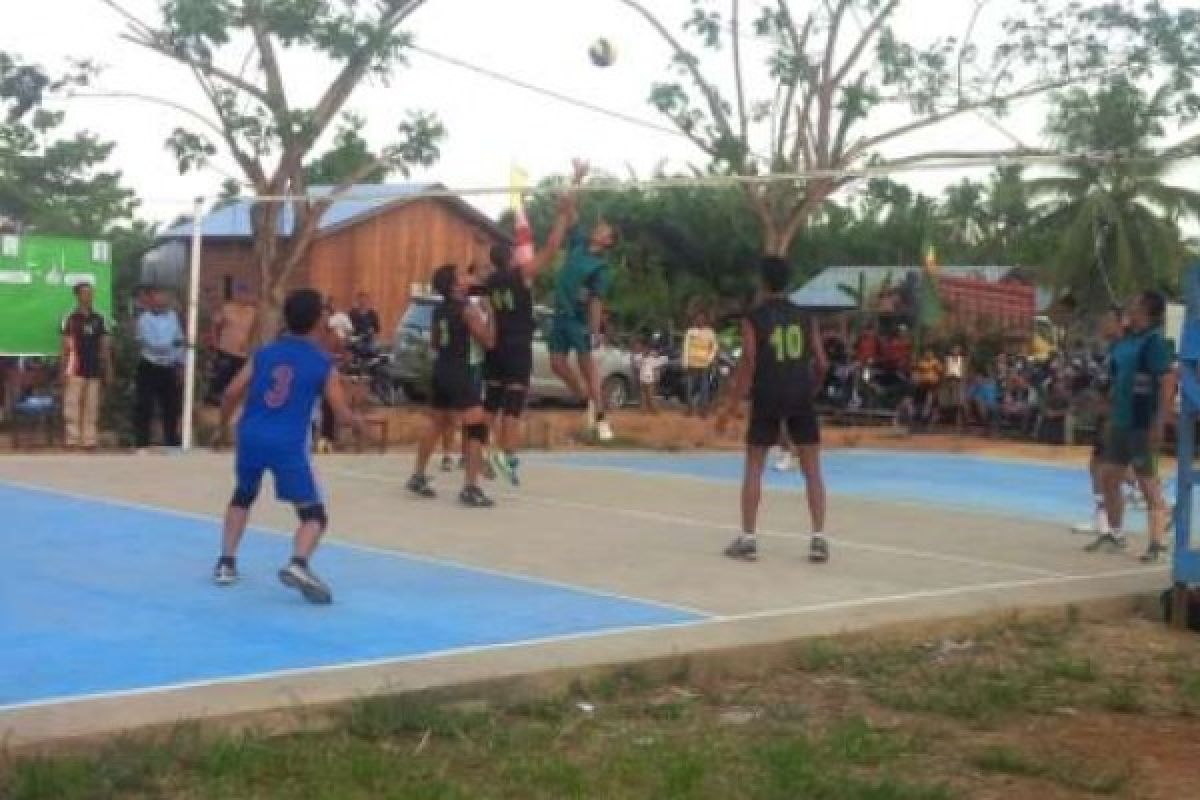 Belasan Tim Ikuti Kejuaraan Turnamen Volly Kepenghuluan Parit Aman