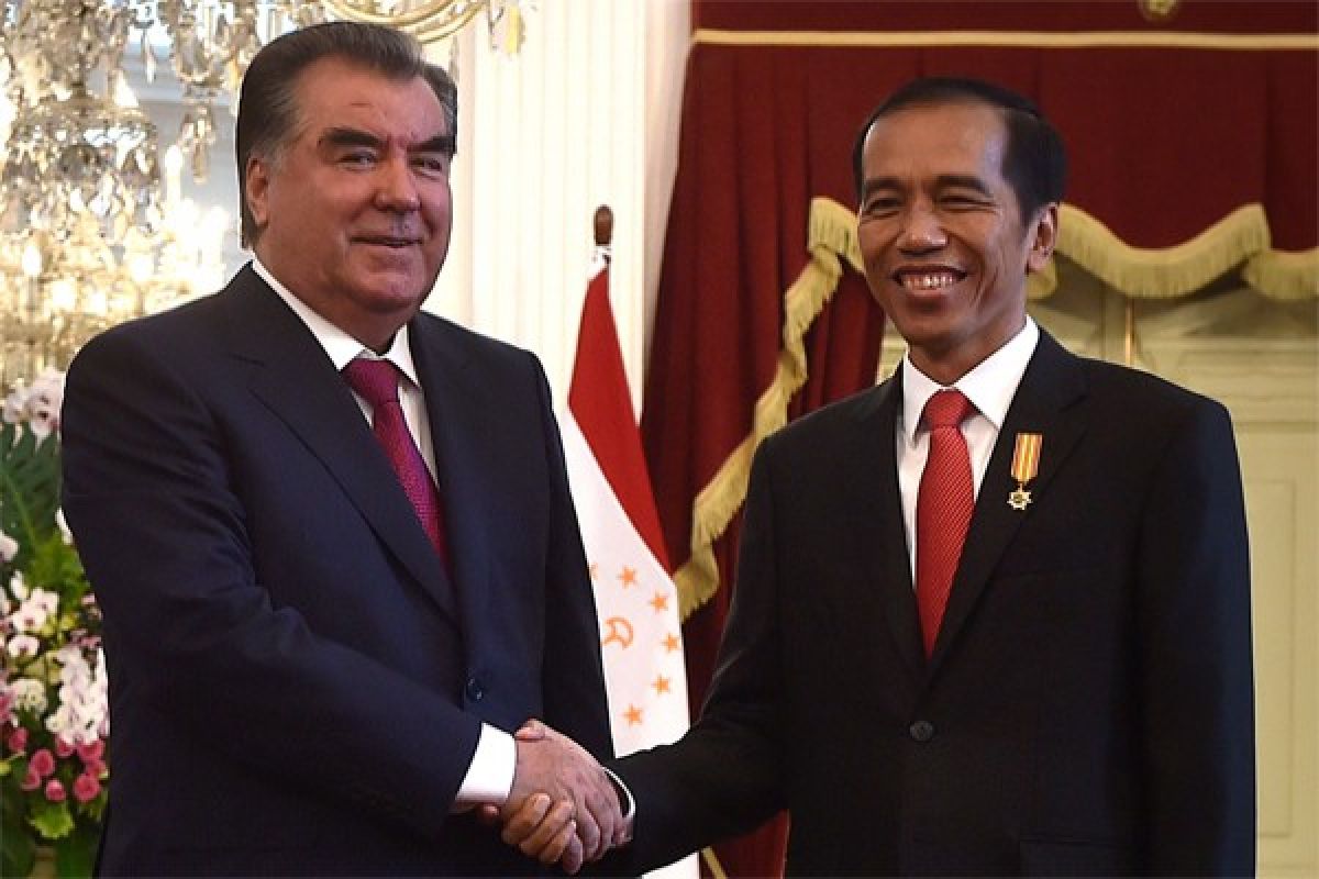 Indonesia, Tajikistan discuss cooperation