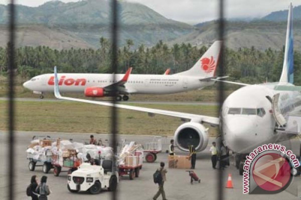 Calon Penumpang Lion Air Keluhkan Penundaan Penerbangan