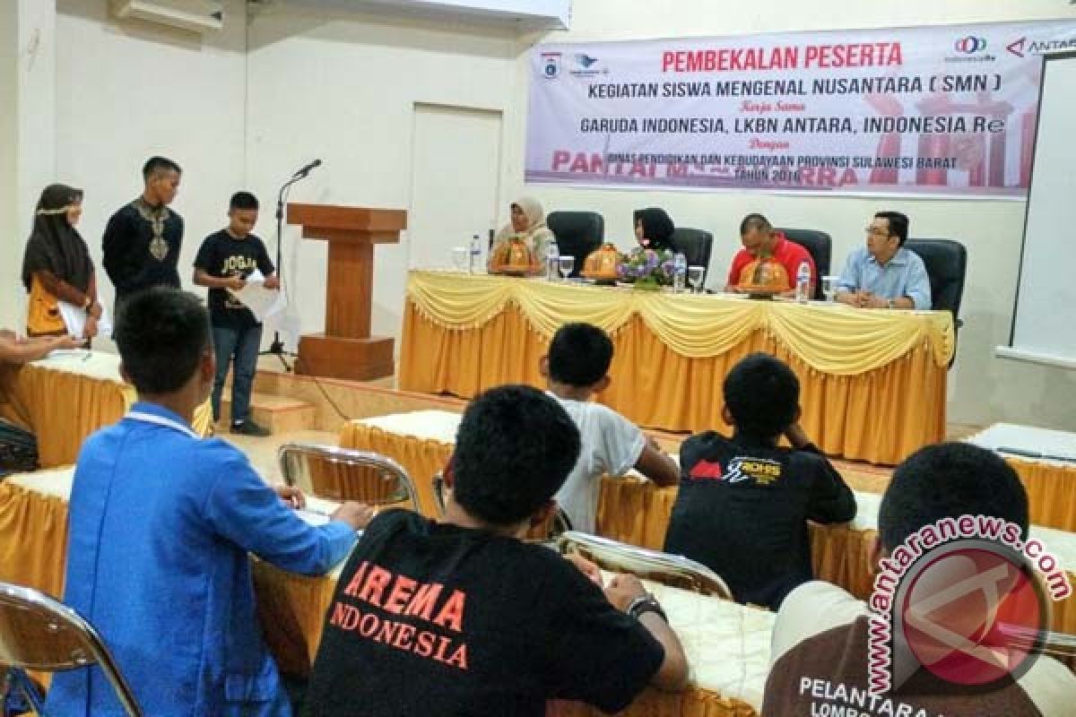 Siswa perkenalkan budaya "sibali Parri" di Sumatera 