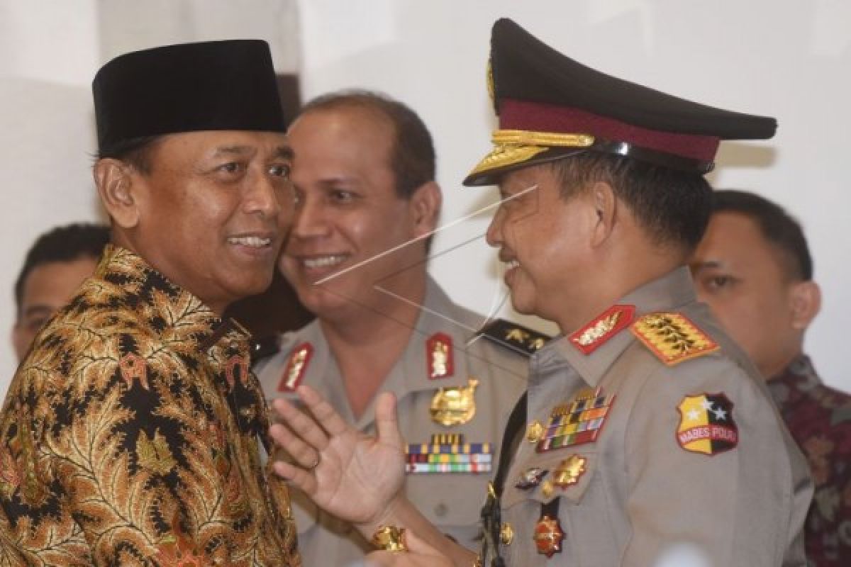 Wiranto mengaku perlu waktu adaptasi