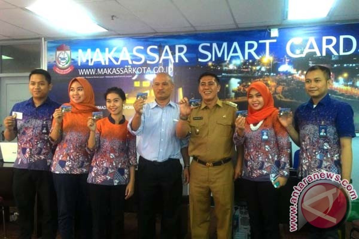 Wawali Makassar pantau kantor layanan kartu pintar 