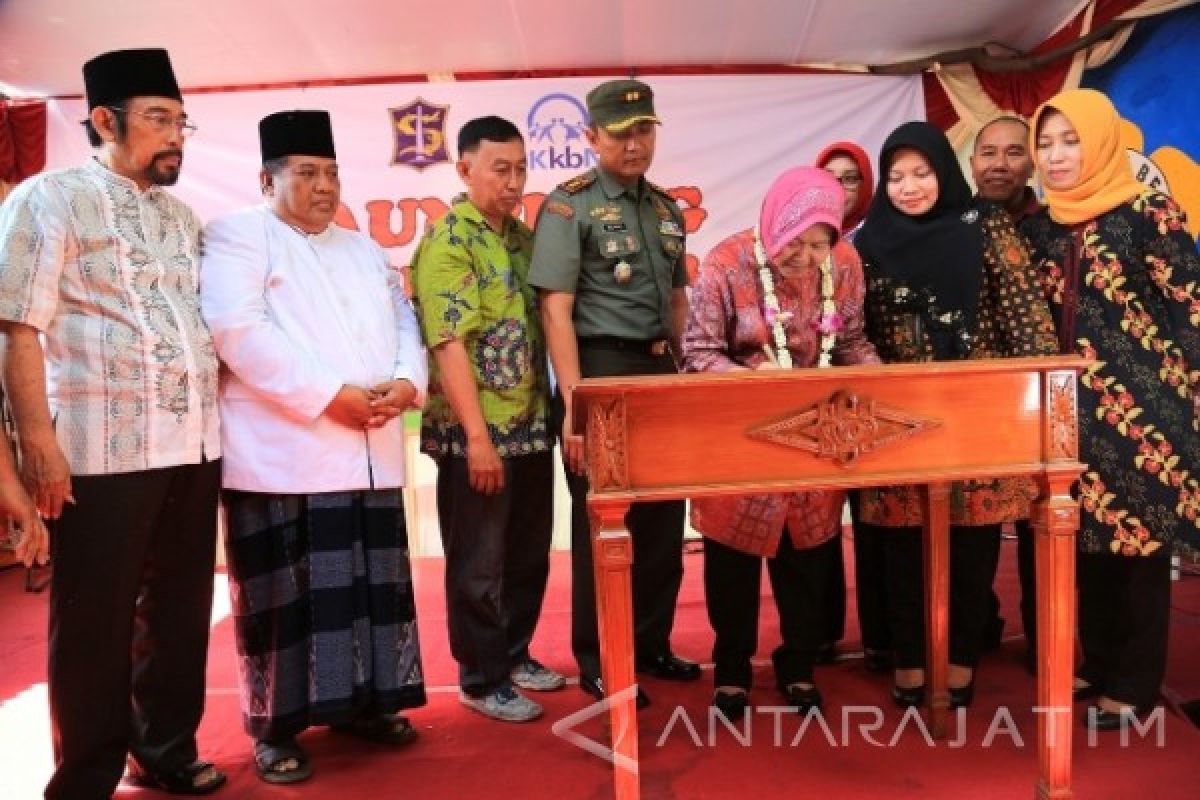 Risma Ingatkan Pentingnya Perencanaan Masa Depan Anak