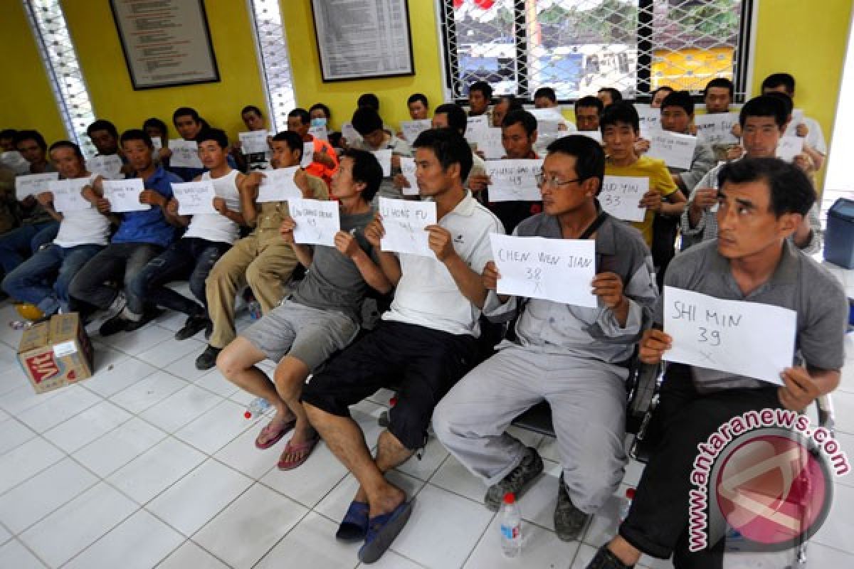 Ramai mempermasalahkan TKA ilegal China