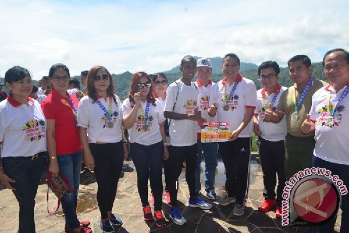 Agus Prayogo Juarai "Tomohon Linow Lake 10K" 