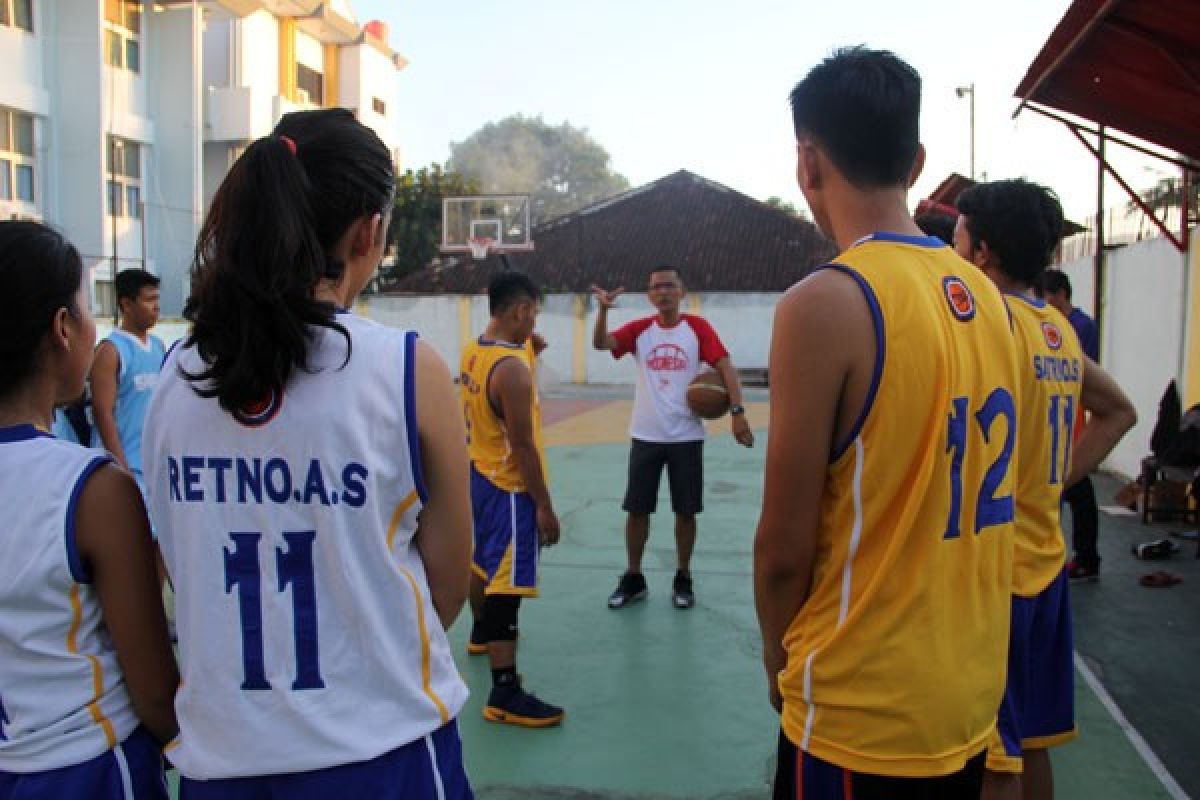 UBL Bentuk Dream Team Basket