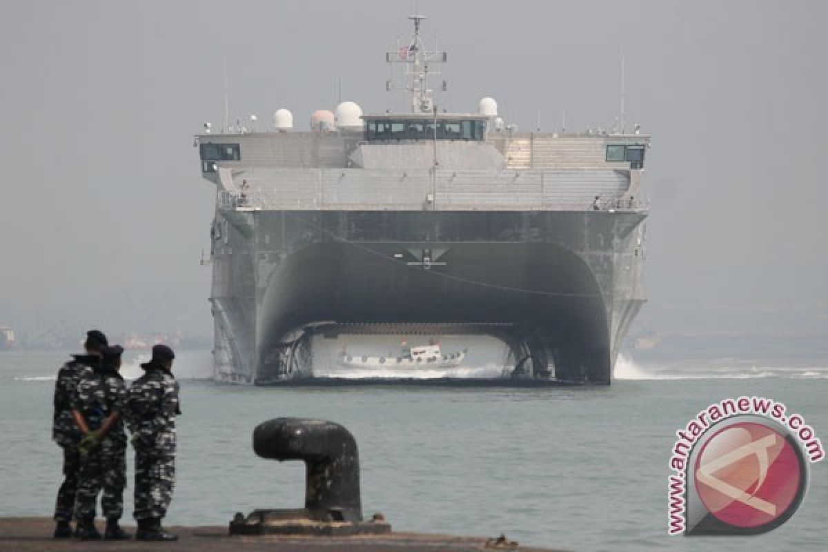Latihan Bersama Kapal Amerika-Indonesia untuk Menguji Kemampuan Persenjataan