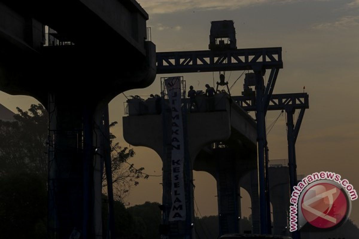 Seorang pekerja LRT terlibat pencurian sepeda motor