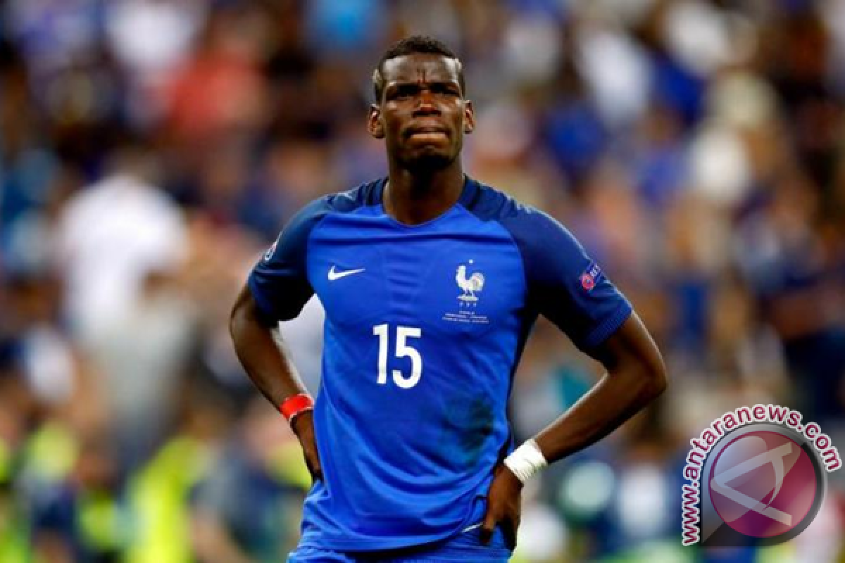 Pelatih Timnas Prancis akan diskusikan masalah Pogba di United