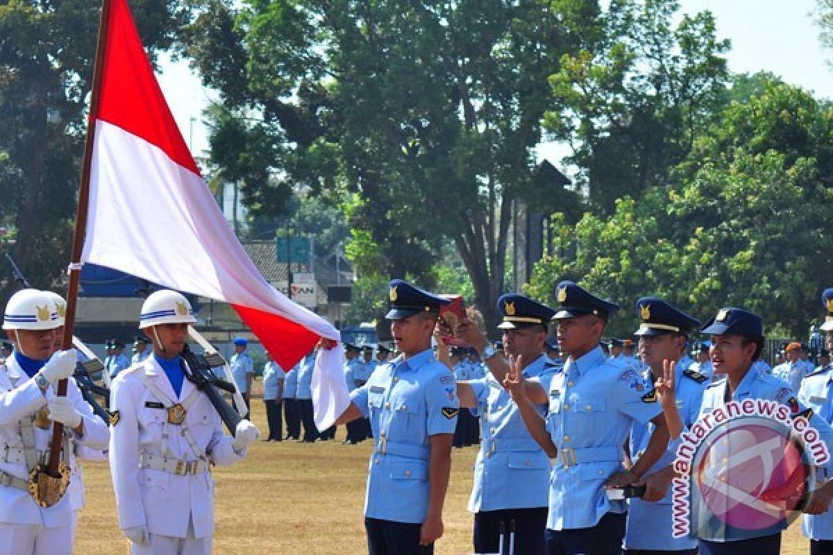 199 Bintara TNI AU Dilantik di Lanud Adi Soemarmo