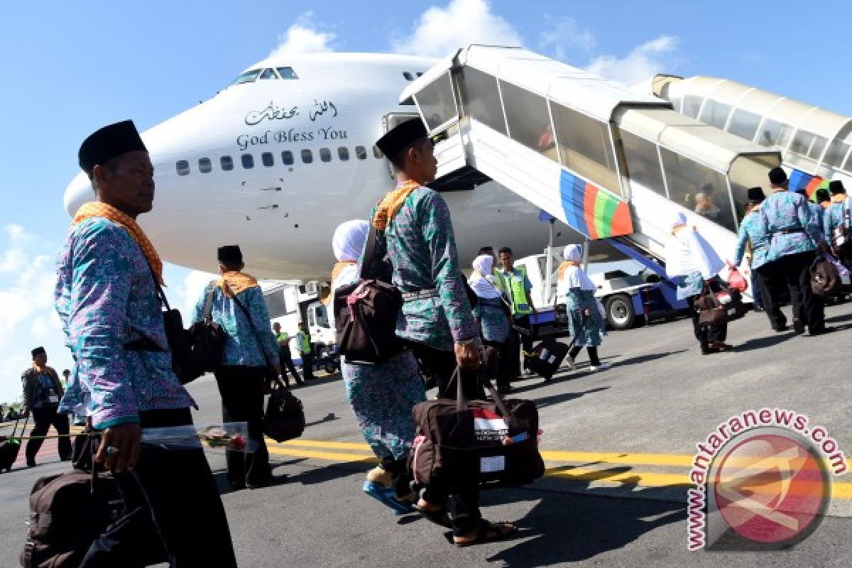 Hari ini kloter pertama calon haji diterbangkan Garuda ke Saudi