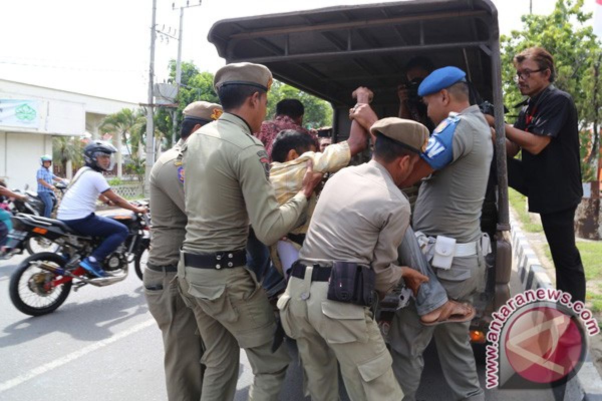 Puluhan pengemis terjaring razia di Banda Aceh