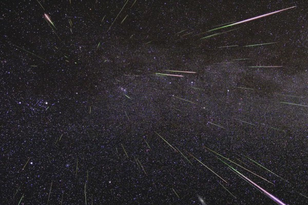 Hujan meteor Perseid hiasi langit malam 11-12 Agustus