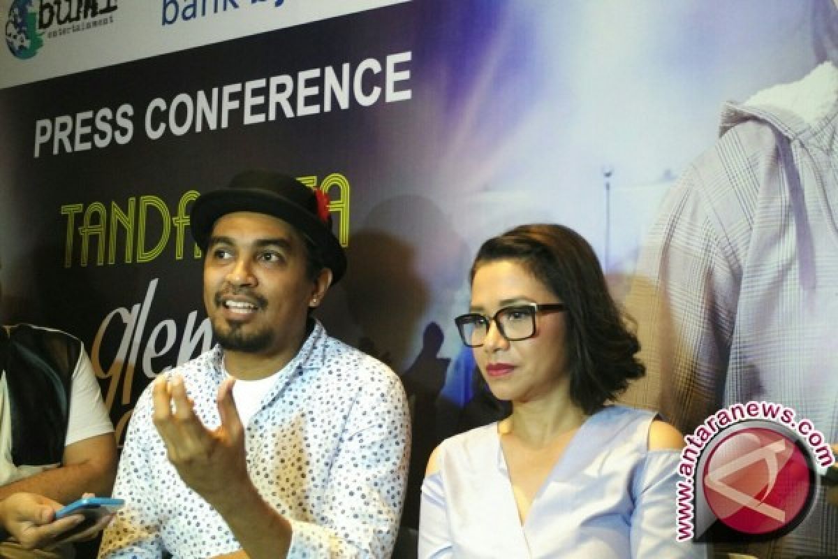 Glenn Fredly Gelar Konser untuk Ruth Sahanaya