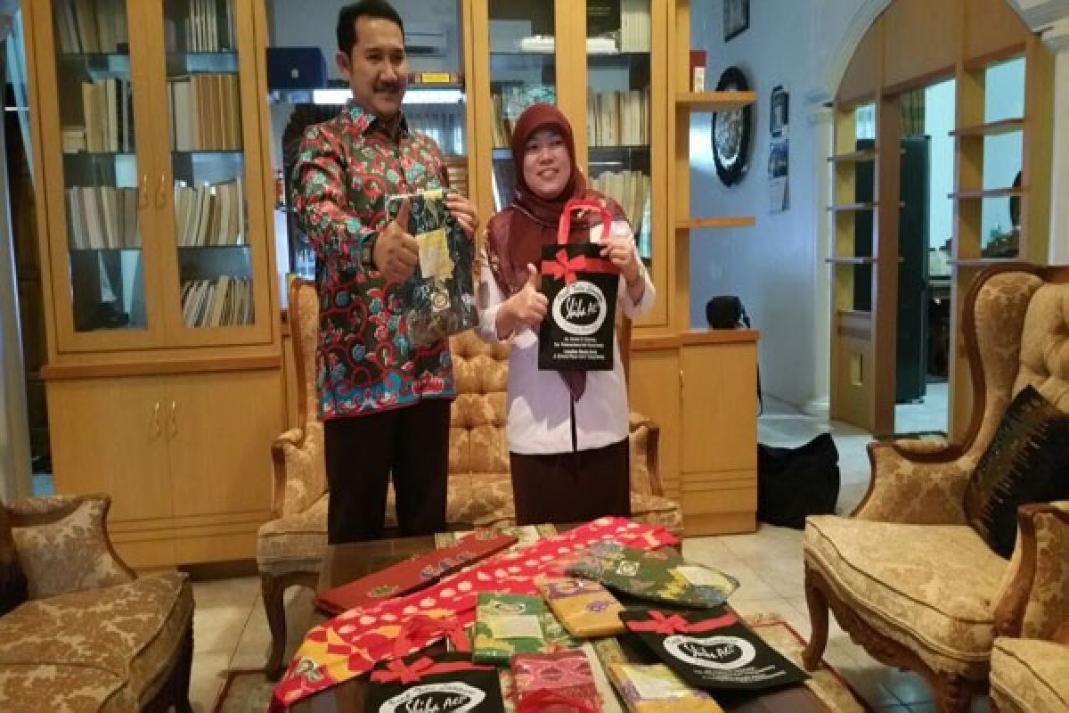 Bidan Teladan Lampung dari Tulangbawang ke Istana