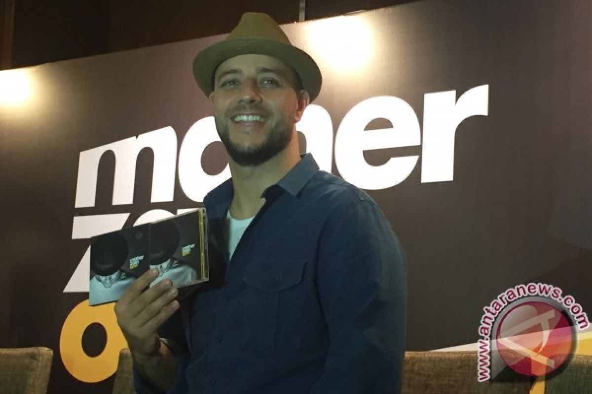 Maher Zain sempat rayu anaknya untuk lagu "Medina" 