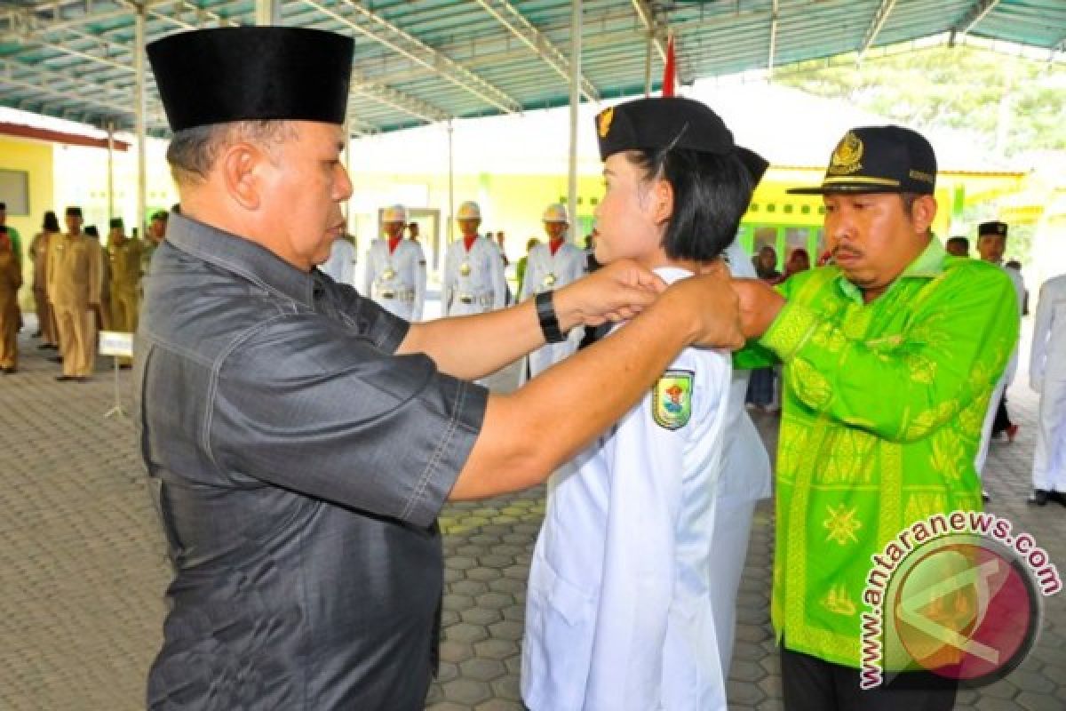 Bupati Kukuhkan 46 Anggota Paskibra 