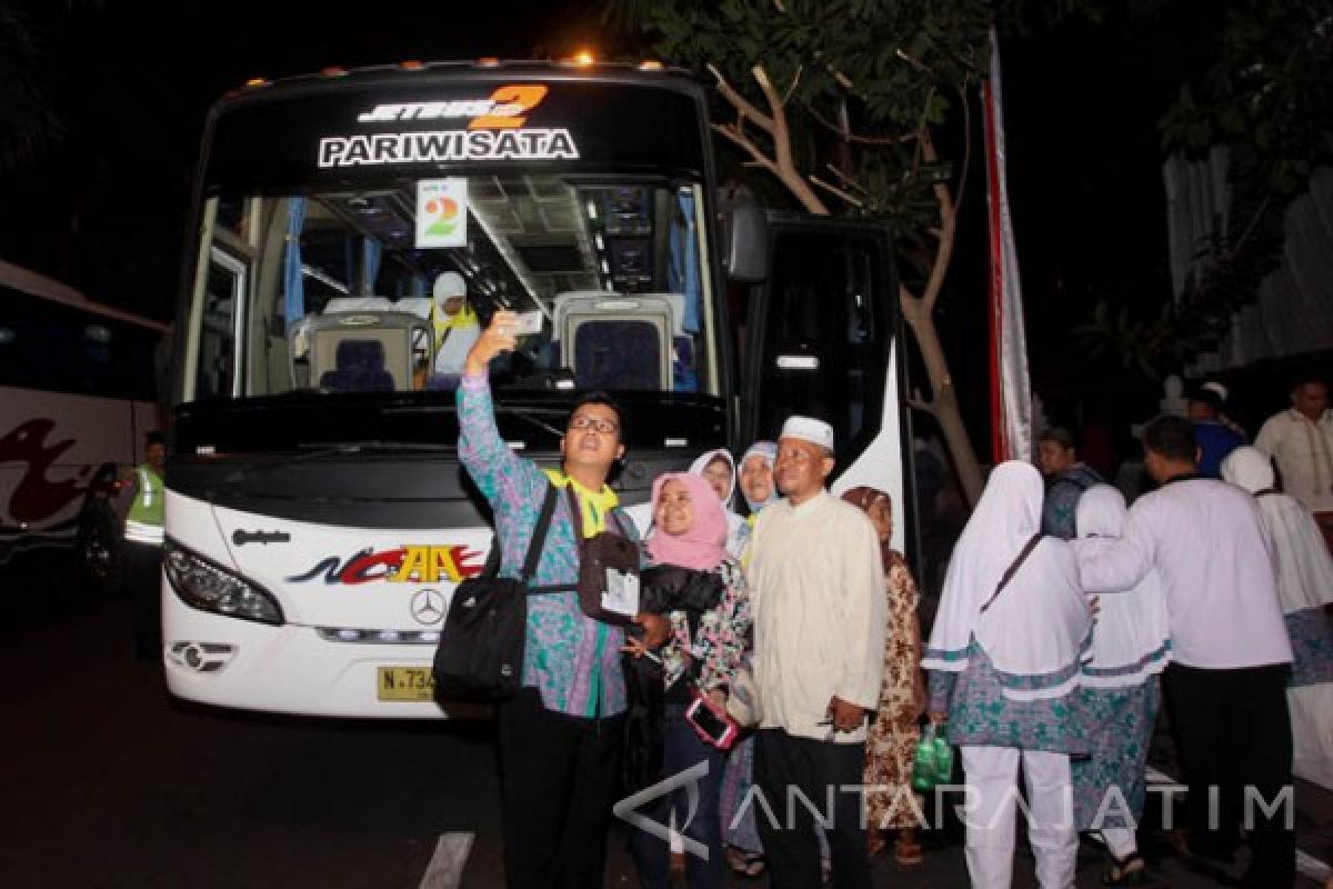 506 Calon Haji Bondowoso Diberangkatkan